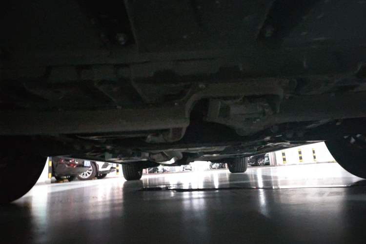 Used Toyota Vellfire 2021 Crown Dual-Engine 2.5L HV Prestige Edition Chassis Front