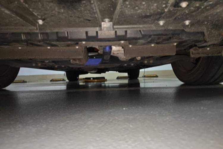 Used Toyota Vellfire 2021 Crown Dual-Engine 2.5L HV Prestige Edition Chassis Front