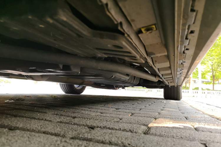 Used Toyota Vellfire 2021 Crown Dual-Engine 2.5L HV Supreme Edition Chassis Front Left