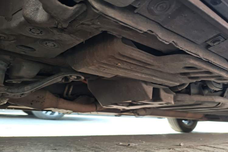 Used Toyota Vellfire 2021 Crown Dual-Engine 2.5L HV Supreme Edition Chassis Front Left
