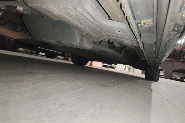 Used Toyota Vellfire 2021 Crown Dual-Engine 2.5L HV Prestige Edition Chassis Front Left