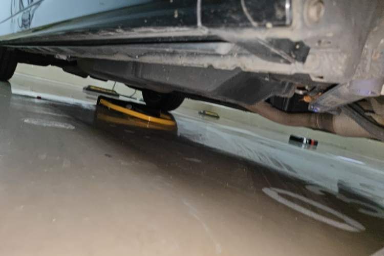 Used Toyota Vellfire 2021 Crown Dual-Engine 2.5L HV Prestige Edition Chassis Front Right