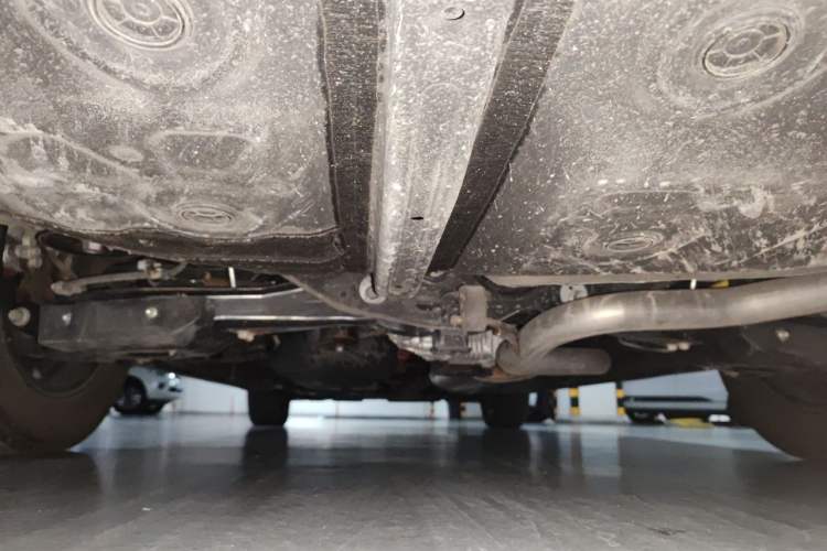 Used Toyota Vellfire 2021 Crown Dual-Engine 2.5L HV Prestige Edition Chassis Rear