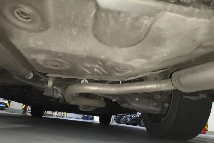 Used Toyota Vellfire 2021 Crown Dual-Engine 2.5L HV Supreme Edition Chassis Rear