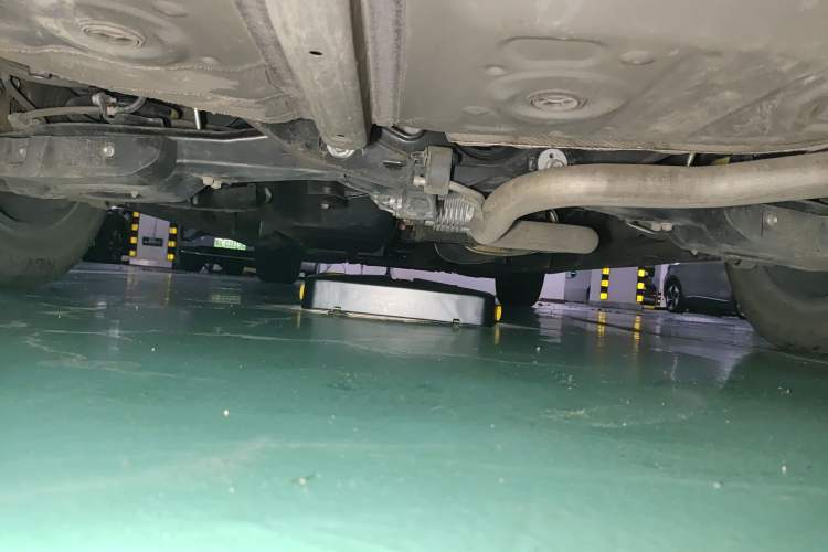 Used Toyota Vellfire 2021 Crown Dual-Engine 2.5L HV Supreme Edition Chassis Rear