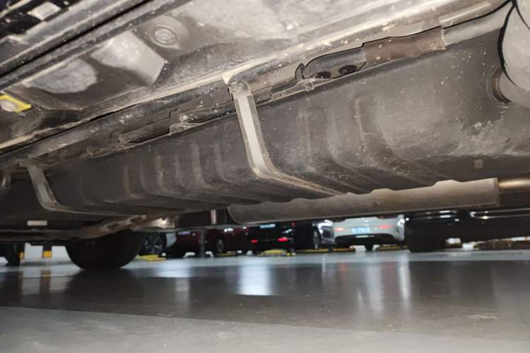 Used Toyota Vellfire 2021 Crown Dual-Engine 2.5L HV Prestige Edition Chassis Rear Left
