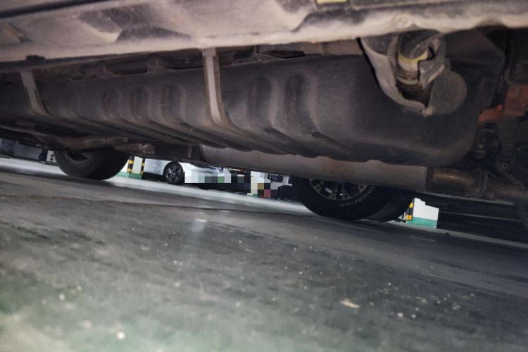 Used Toyota Vellfire 2021 Crown Dual-Engine 2.5L HV Supreme Edition Chassis Rear Left