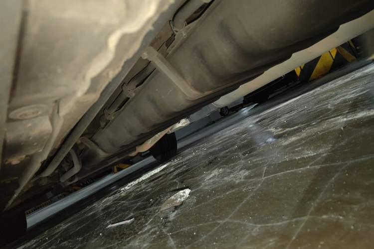 Used Toyota Vellfire 2021 Crown Dual-Engine 2.5L HV Luxury Edition Chassis Rear Left