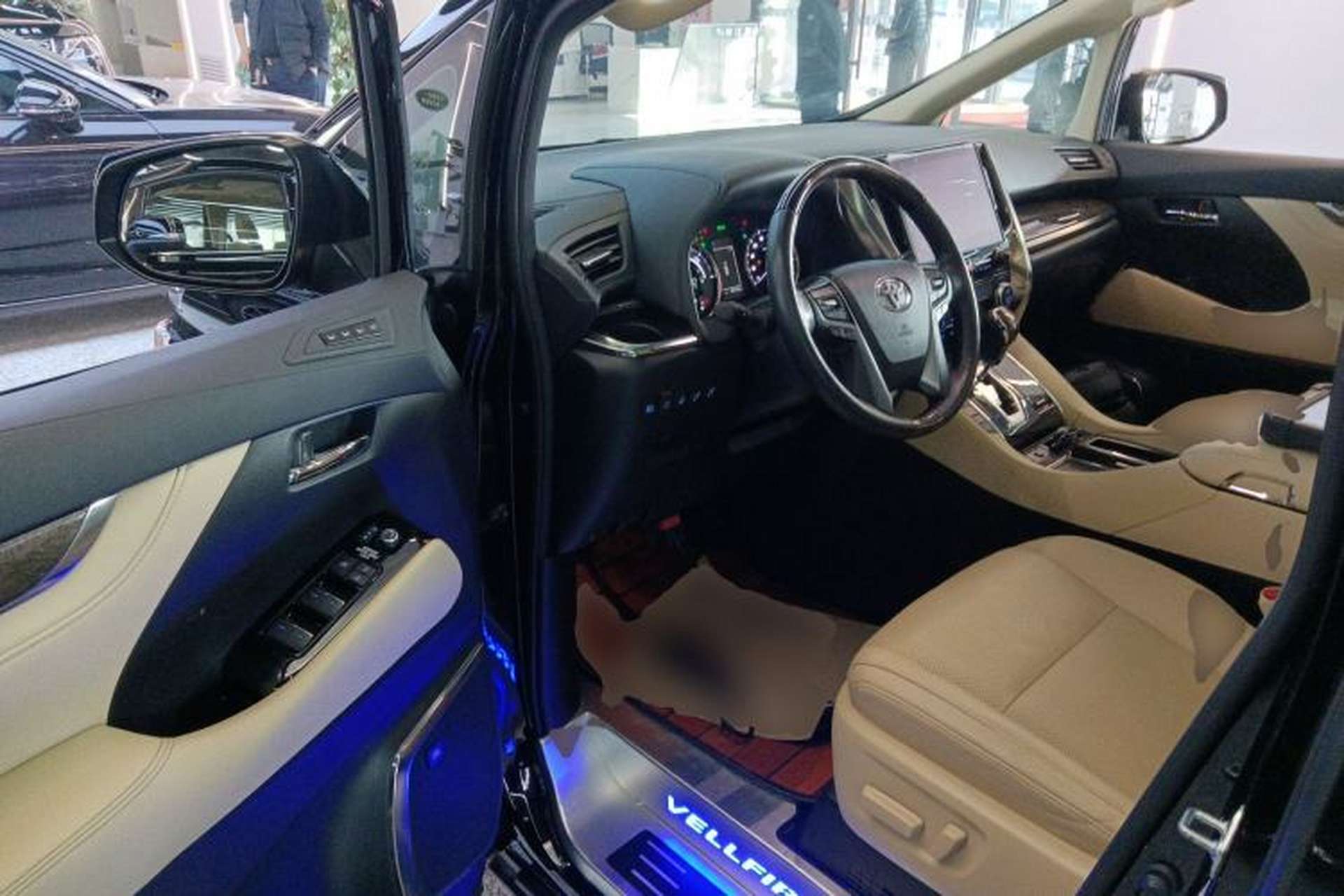 Used Toyota Vellfire 2021 Crown Dual-Engine 2.5L HV Prestige Edition Driver Seat