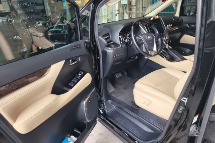 Used Toyota Vellfire 2021 Crown Dual-Engine 2.5L HV Prestige Edition Driver Seat