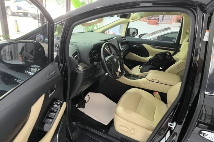 Used Toyota Vellfire 2021 Crown Dual-Engine 2.5L HV Supreme Edition Driver Seat
