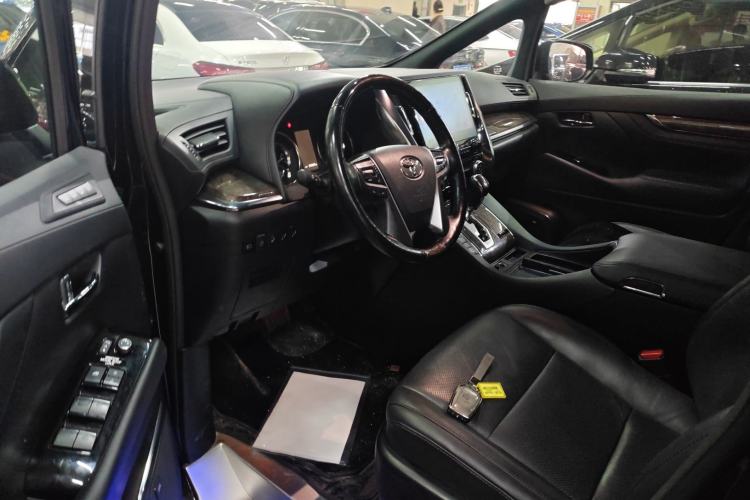 Used Toyota Vellfire 2021 Crown Dual-Engine 2.5L HV Prestige Edition Driver Seat