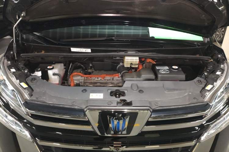 Used Toyota Vellfire 2021 Crown Dual-Engine 2.5L HV Prestige Edition Engine Bay