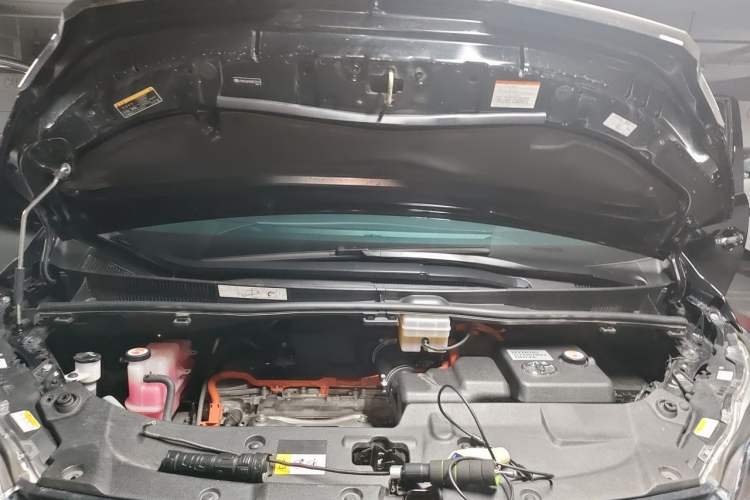 Used Toyota Vellfire 2021 Crown Dual-Engine 2.5L HV Prestige Edition Engine Bay