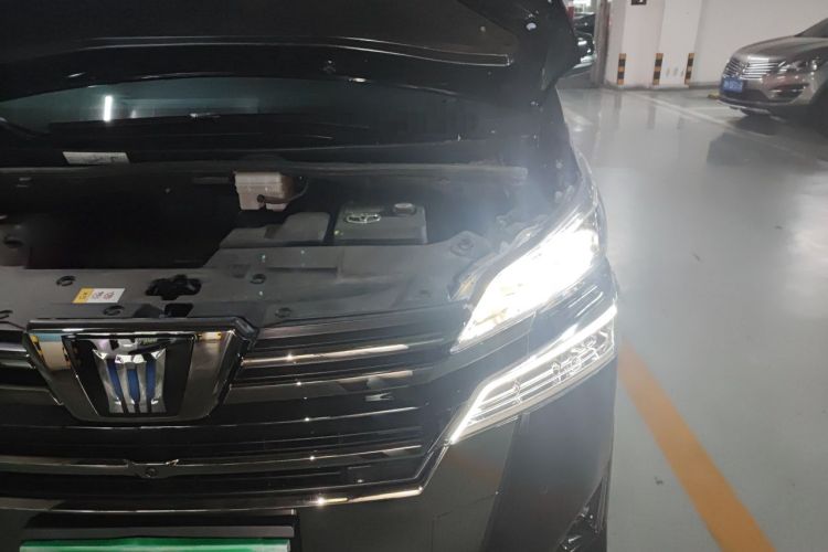 Used Toyota Vellfire 2021 Crown Dual-Engine 2.5L HV Prestige Edition Engine Bay Left