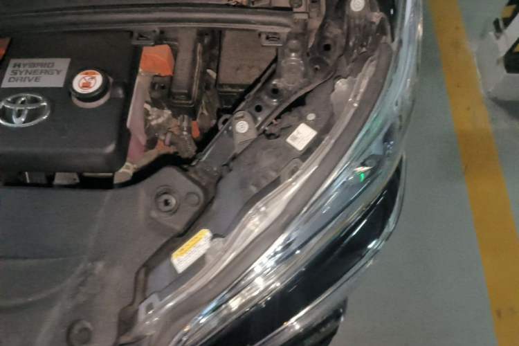 Used Toyota Vellfire 2021 Crown Dual-Engine 2.5L HV Luxury Edition Engine Bay Left