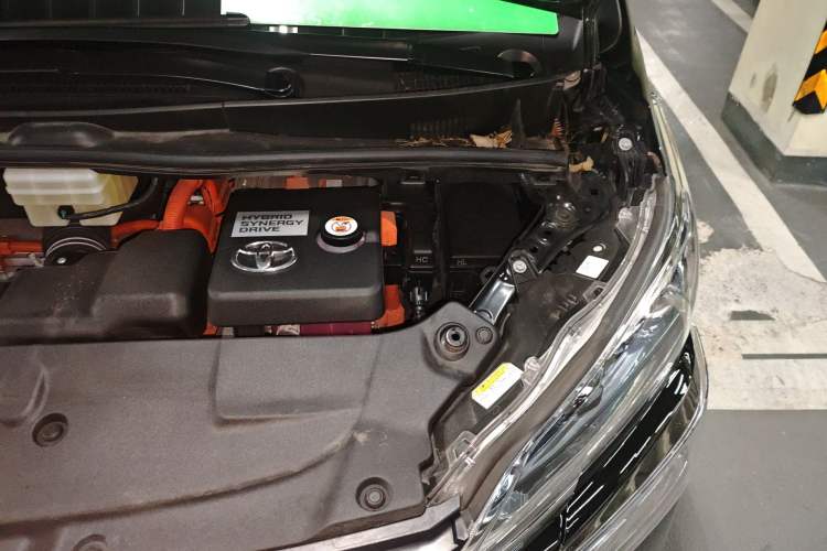 Used Toyota Vellfire 2021 Crown Dual-Engine 2.5L HV Prestige Edition Engine Bay Left