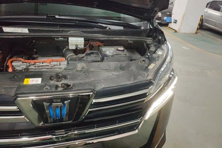 Used Toyota Vellfire 2021 Crown Dual-Engine 2.5L HV Prestige Edition Engine Bay Left