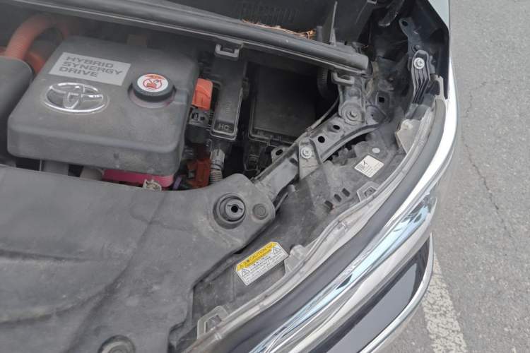 Used Toyota Vellfire 2021 Crown Dual-Engine 2.5L HV Supreme Edition Engine Bay Left