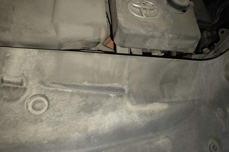 Used Toyota Vellfire 2021 Crown Dual-Engine 2.5L HV Luxury Edition Engine Bay Left