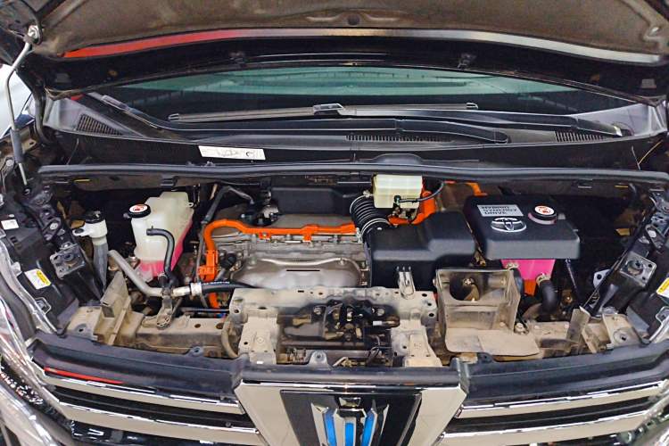 Used Toyota Vellfire 2021 Crown Dual-Engine 2.5L HV Prestige Edition Engine Bay