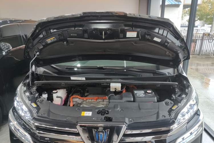Used Toyota Vellfire 2021 Crown Dual-Engine 2.5L HV Prestige Edition Engine Bay