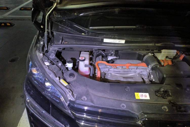 Used Toyota Vellfire 2021 Crown Dual-Engine 2.5L HV Prestige Edition Engine Bay Right