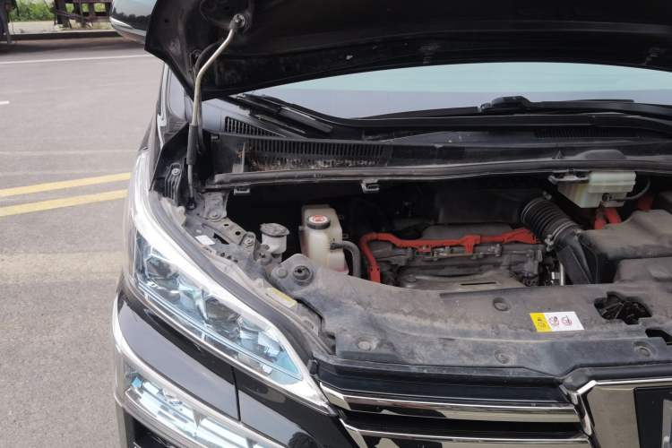 Used Toyota Vellfire 2021 Crown Dual-Engine 2.5L HV Supreme Edition Engine Bay Right