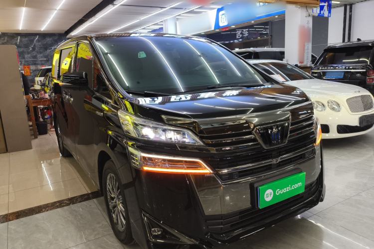 Used Toyota Vellfire 2021 Crown Dual-Engine 2.5L HV Prestige Edition Exterior 1
