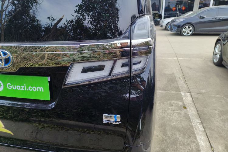 Used Toyota Vellfire 2021 Crown Dual-Engine 2.5L HV Supreme Edition Exterior 3