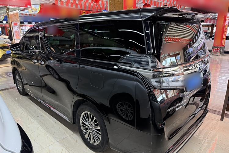 Used Toyota Vellfire 2021 Crown Dual-Engine 2.5L HV Supreme Edition Exterior 4