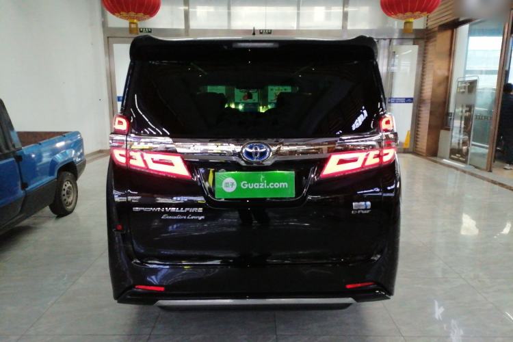 Used Toyota Vellfire 2021 Crown Dual-Engine 2.5L HV Supreme Edition Exterior 4