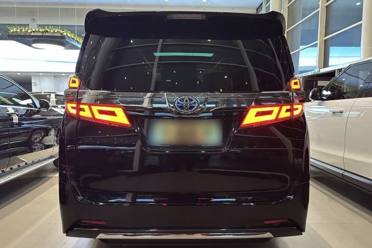 Used Toyota Vellfire 2021 Crown Dual-Engine 2.5L HV Supreme Edition Exterior 4