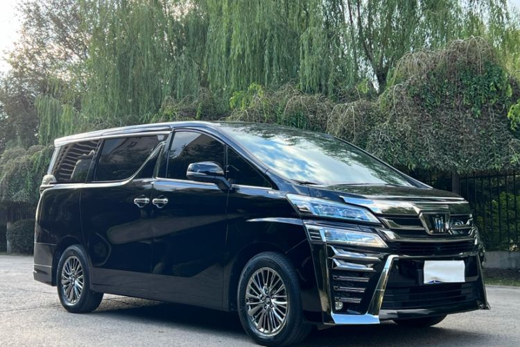 Used Toyota Vellfire 2021 Crown Dual-Engine 2.5L HV Supreme Edition Exterior 5