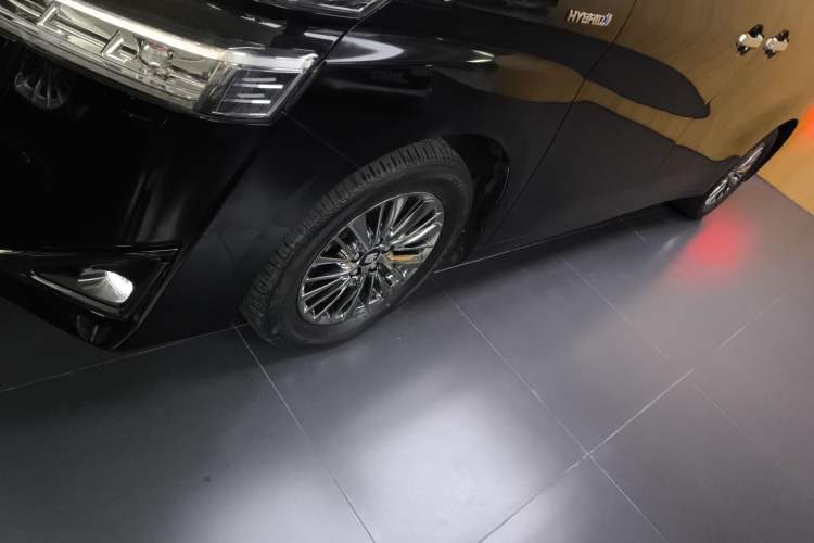 Used Toyota Vellfire 2021 Crown Dual-Engine 2.5L HV Prestige Edition Exterior 7