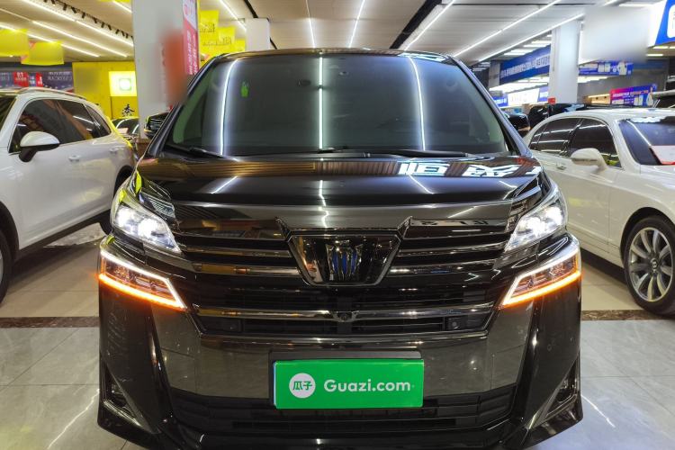 Used Toyota Vellfire 2021 Crown Dual-Engine 2.5L HV Prestige Edition Front