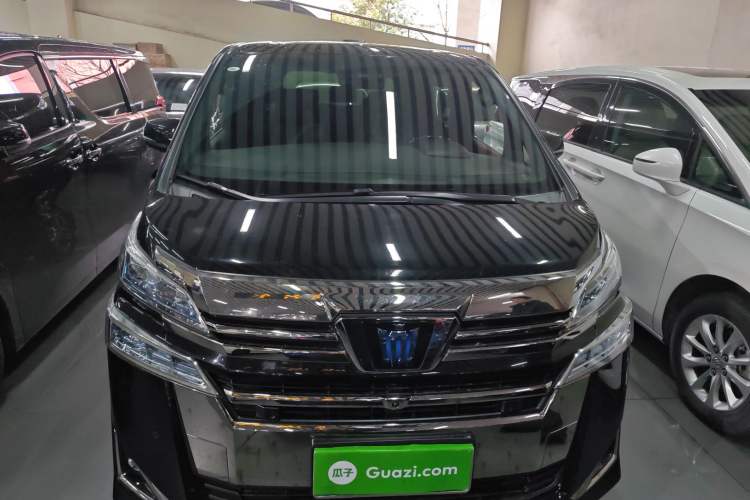 Used Toyota Vellfire 2021 Crown Dual-Engine 2.5L HV Prestige Edition Front