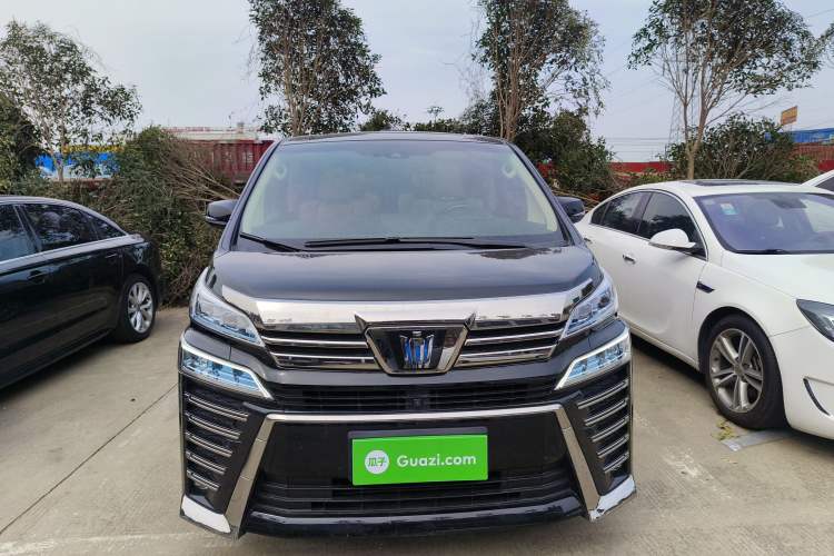 Used Toyota Vellfire 2021 Crown Dual-Engine 2.5L HV Supreme Edition Front
