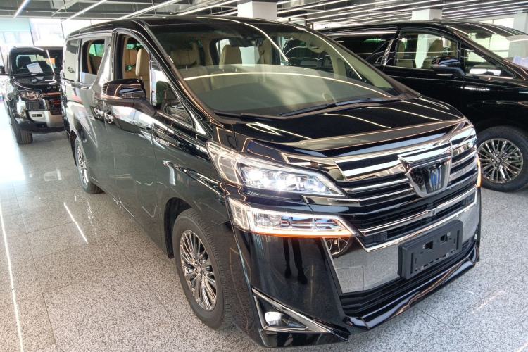 Used Toyota Vellfire 2021 Crown Dual-Engine 2.5L HV Prestige Edition Front Right 45 Deg