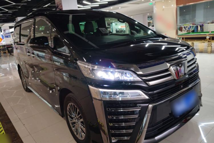 Used Toyota Vellfire 2021 Crown Dual-Engine 2.5L HV Prestige Edition Front Right 45 Deg