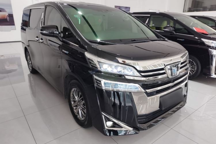 Used Toyota Vellfire 2021 Crown Dual-Engine 2.5L HV Prestige Edition Front Right 45 Deg