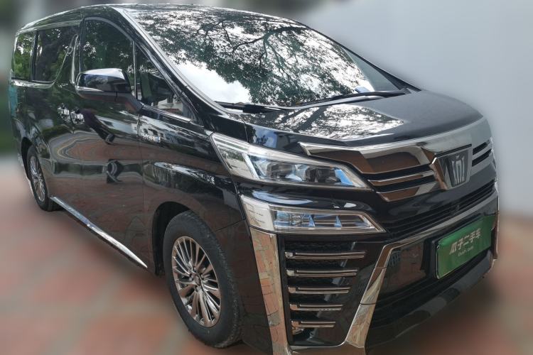 Used Toyota Vellfire 2021 Crown Dual-Engine 2.5L HV Supreme Edition Front Right 45 Deg