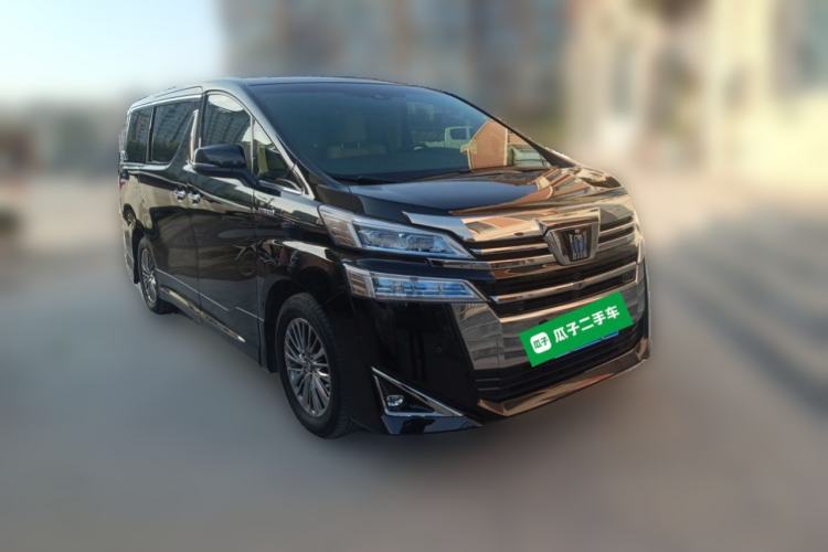 Used Toyota Vellfire 2021 Crown Dual-Engine 2.5L HV Prestige Edition Front Right 45 Deg