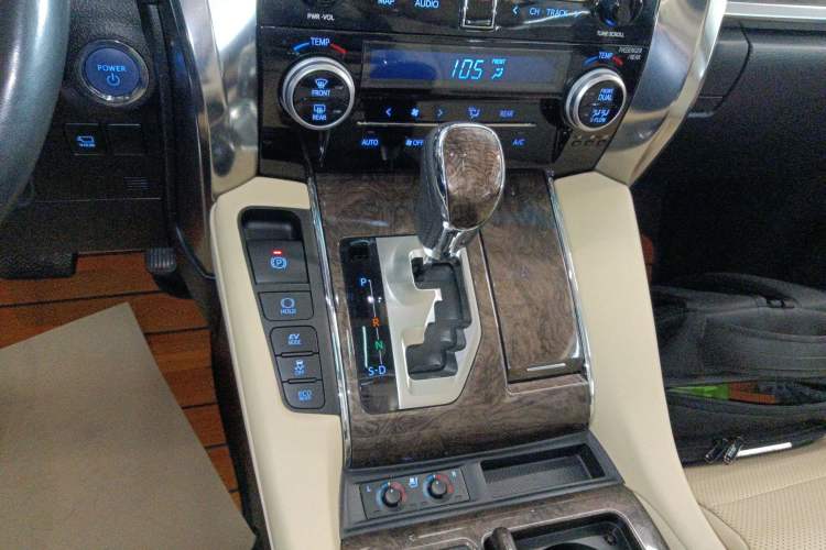 Used Toyota Vellfire 2021 Crown Dual-Engine 2.5L HV Prestige Edition Gear Lever