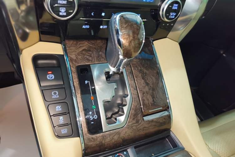Used Toyota Vellfire 2021 Crown Dual-Engine 2.5L HV Prestige Edition Gear Lever