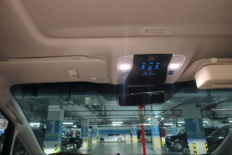 Used Toyota Vellfire 2021 Crown Dual-Engine 2.5L HV Luxury Edition Headliner