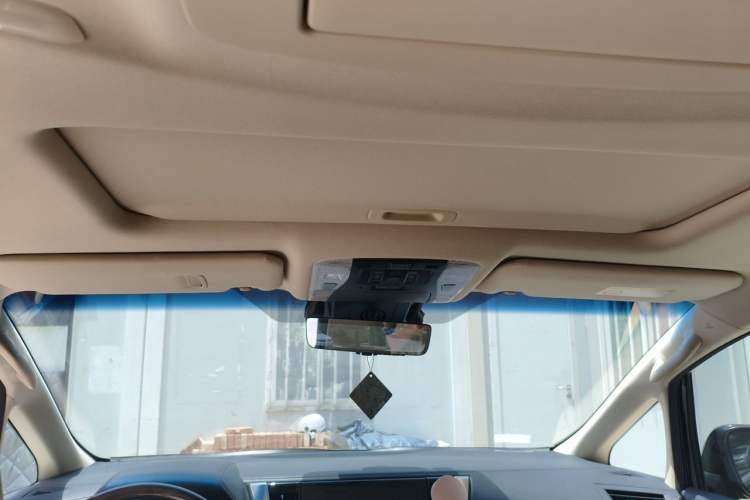 Used Toyota Vellfire 2021 Crown Dual-Engine 2.5L HV Prestige Edition Headliner