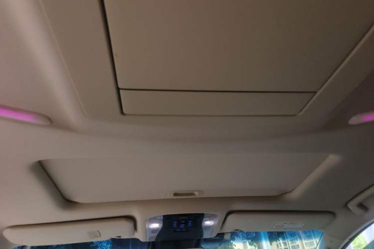 Used Toyota Vellfire 2021 Crown Dual-Engine 2.5L HV Prestige Edition Headliner