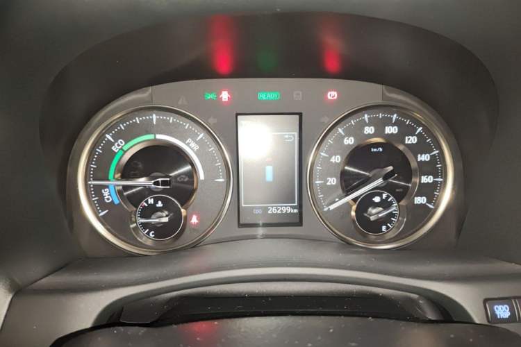 Used Toyota Vellfire 2021 Crown Dual-Engine 2.5L HV Prestige Edition Instrument Cluster