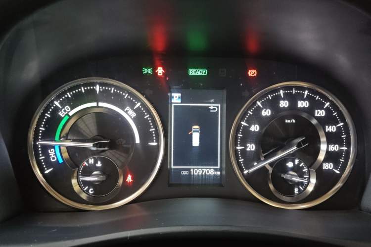 Used Toyota Vellfire 2021 Crown Dual-Engine 2.5L HV Supreme Edition Instrument Cluster